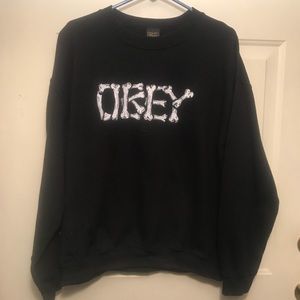 OBEY black crew neck